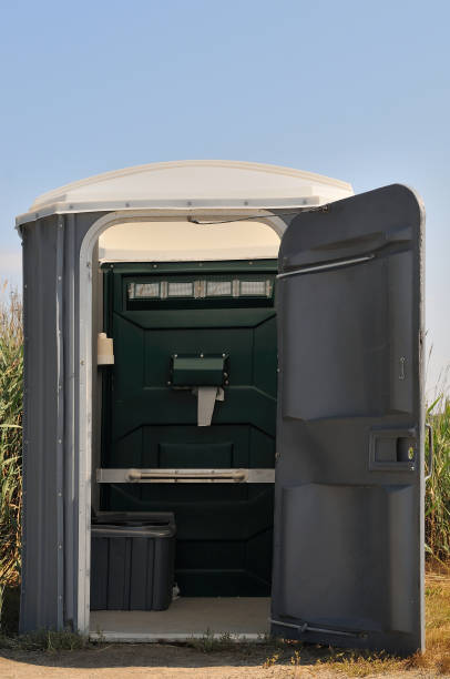 Best Portable toilet rental cost  in Holiday Shores, IL